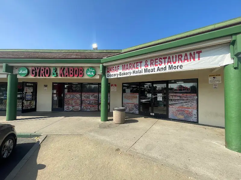 Raiana Halal Food
