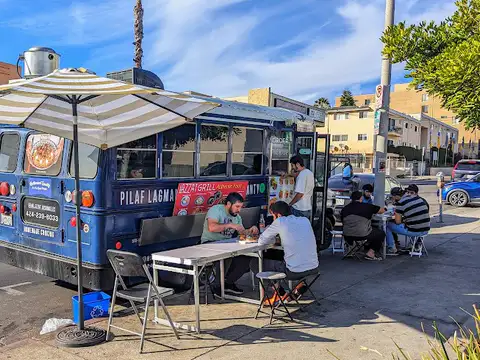 Lazzat Halal Foods - Food Truck