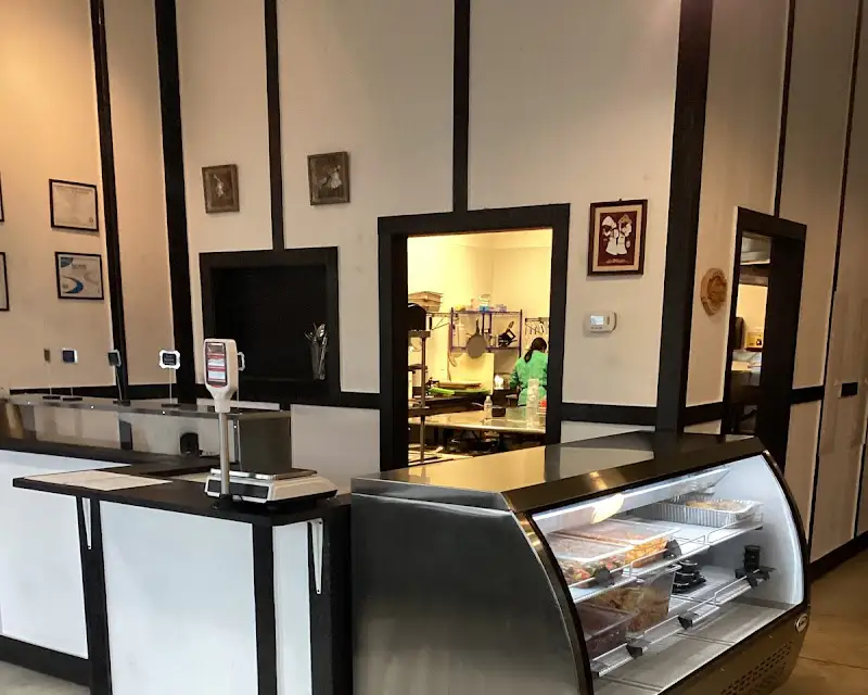 Smak Deli Cafe